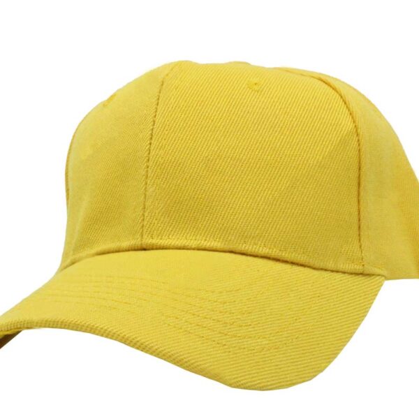 Gorra acrílico, color alegre, ajustable.