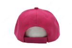 Gorra acrílico, color fucsia, ajustable.