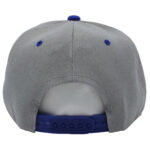 Gorra acrílico plana, ajustable.