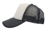 Gorra trucker de malla, color blanco/gris oscuro, ajustable.