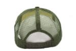 Gorra trucker de malla, color blanco/verde militar, ajustable.