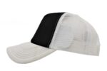 Gorra trucker de malla, color negro/blanco, ajustable.
