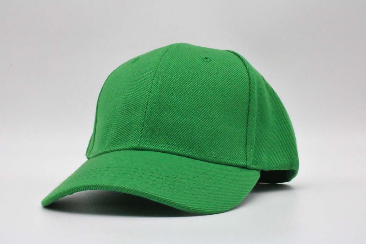 GORRA_ACRILICO_INFANTIL_VERDE_BANDERA Gorra acrílico, color alegre, ajustable.