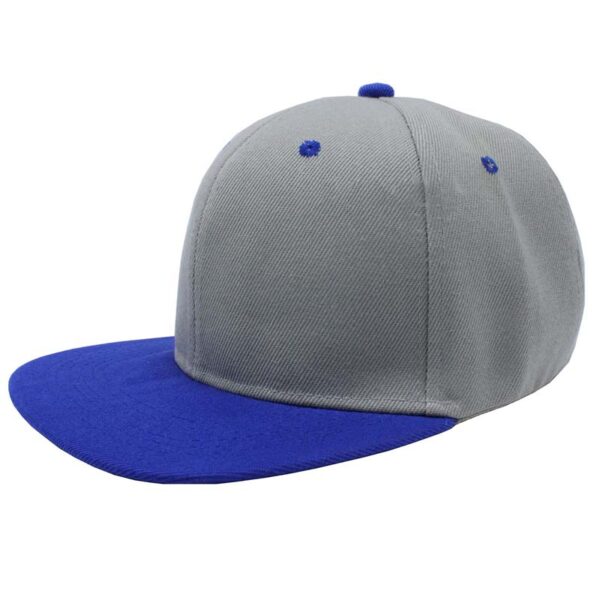 Gorra acrílico plana, ajustable.