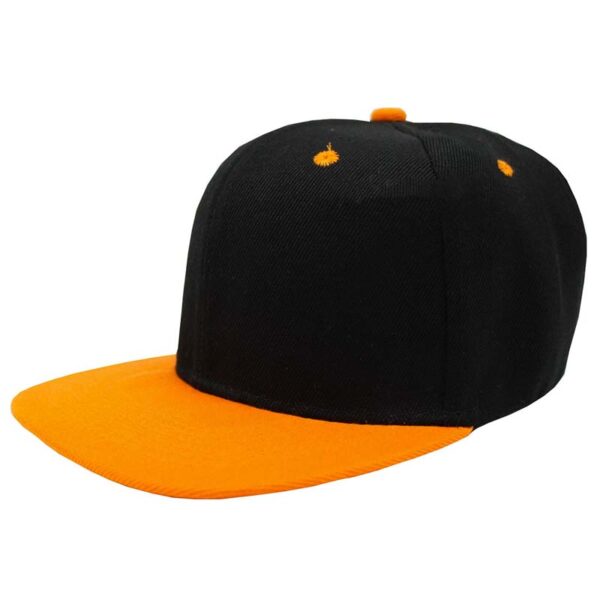 Gorra acrílico plana, ajustable.