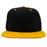 Gorra acrílico plana, ajustable.