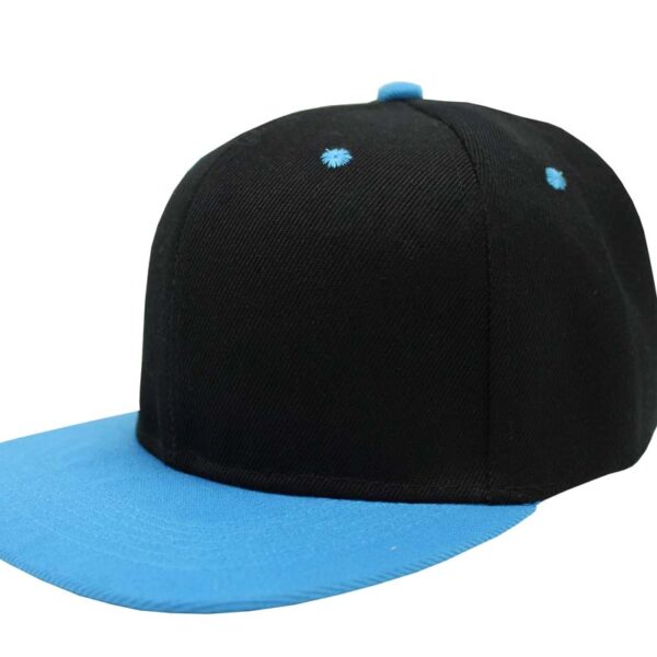 Gorra acrílico plana, ajustable.