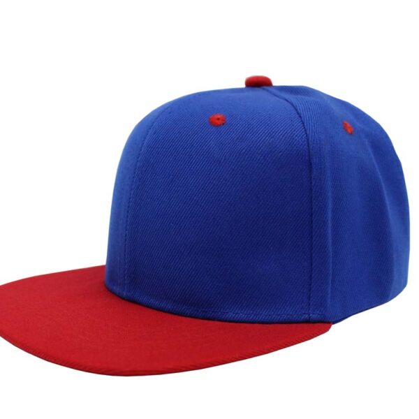 Gorra acrílico plana, ajustable.