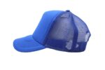 Gorra trucker de malla, color azul rey, ajustable.