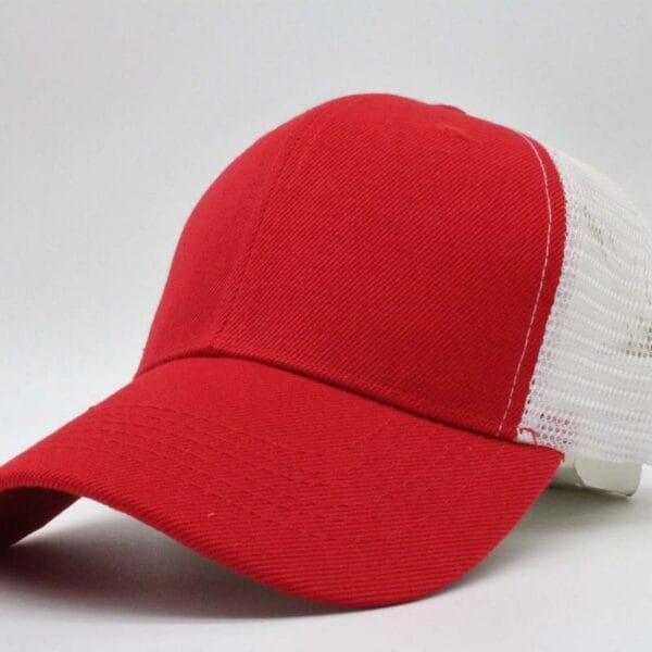 Gorra gabardina, color alegre, ajustable.