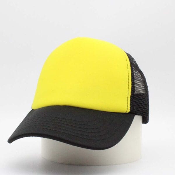 Gorra trucker de malla, ajustable.