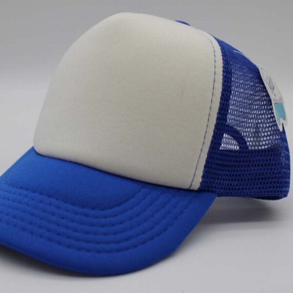 Gorra trucker de malla, ajustable.